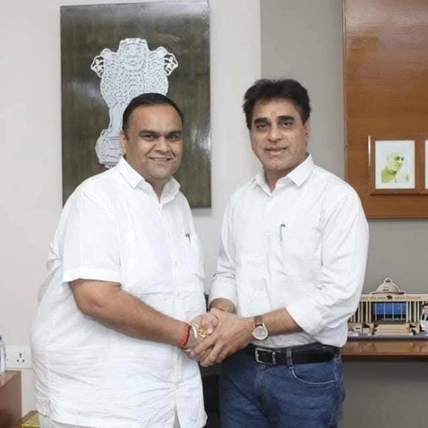 તા.૨૯-૧૨-૨૦૨૪ ના રોજ ગુજરાત સરકારના રાજ્યના શિક્ષણમંત્રી અને ૧૫૮ કામરેજ વિધાનસભાના ધારાસભ્ય શ્રી પ્રફુલભાઈ પાનશેરીયાજીને જન્મદિવસની ખૂબ ખૂબ શુભેચ્છાઓ.